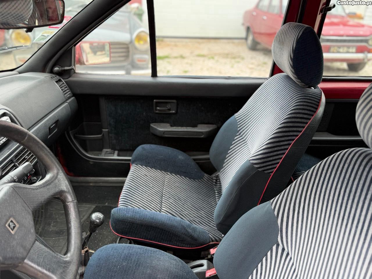 Citroën AX GT — fotografia 2