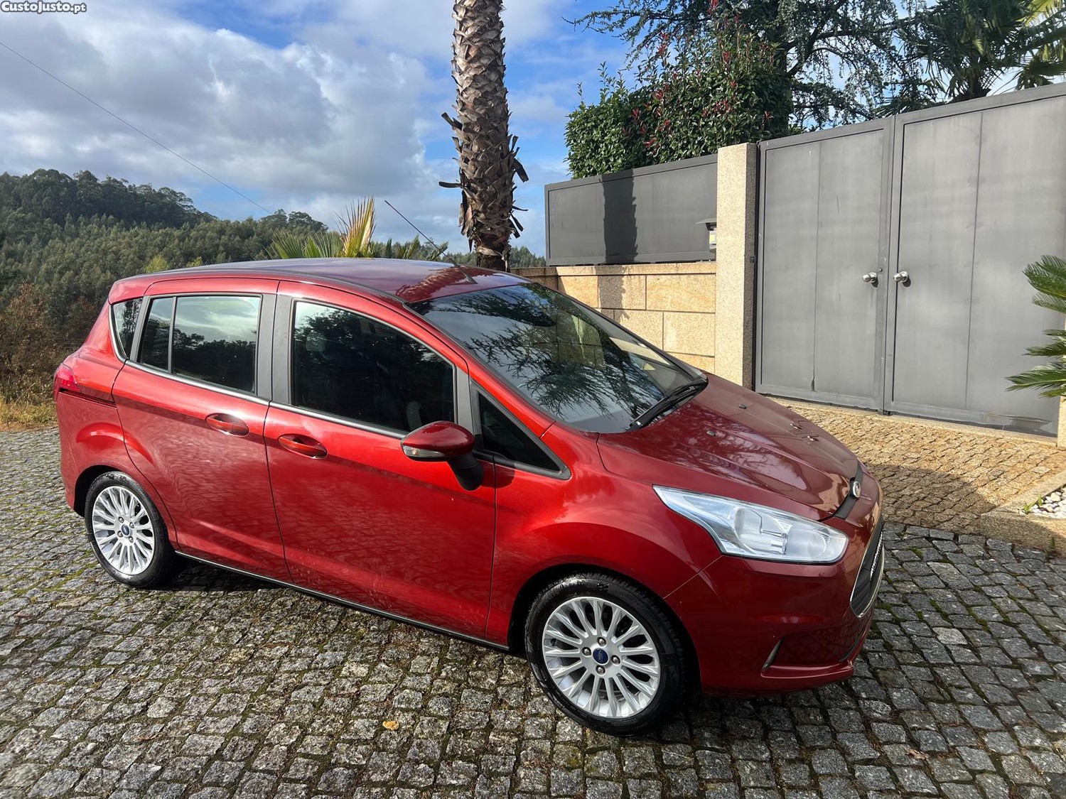 Ford B-Max 1.0 EcoBoost Titanium — fotografia 8