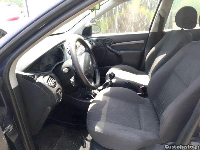 Ford Focus SW — fotografia 4