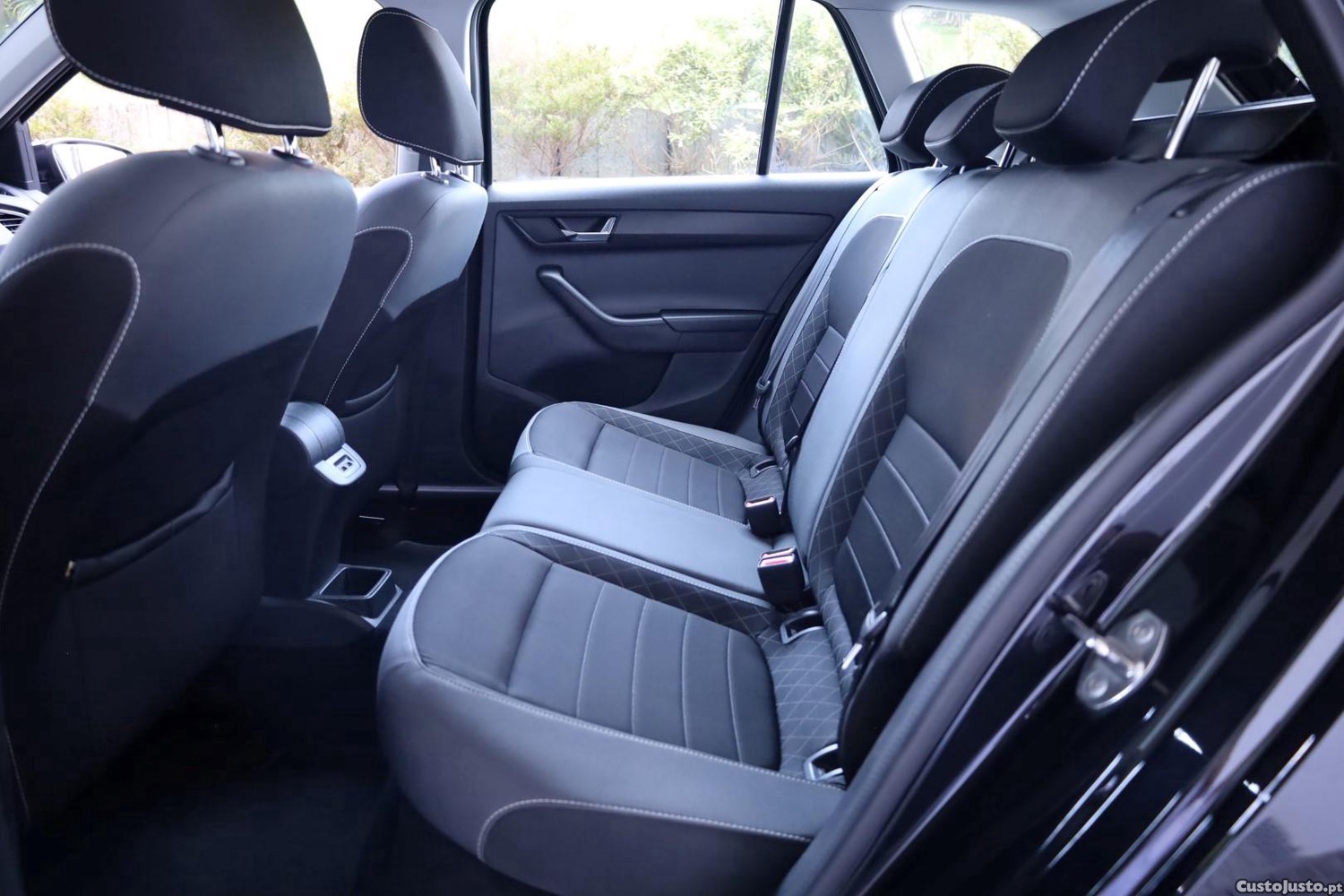 Skoda Fabia Break 1.0 TSI Ambition — fotografia 3