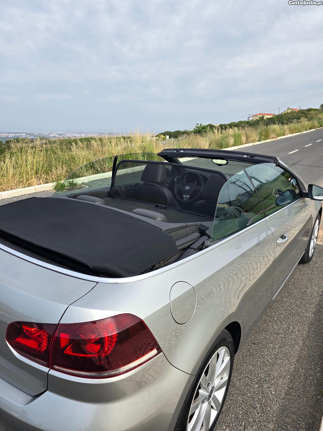 Volkswagen Golf VI Cabriolet 1.6 TDI 105cv — fotografia 5