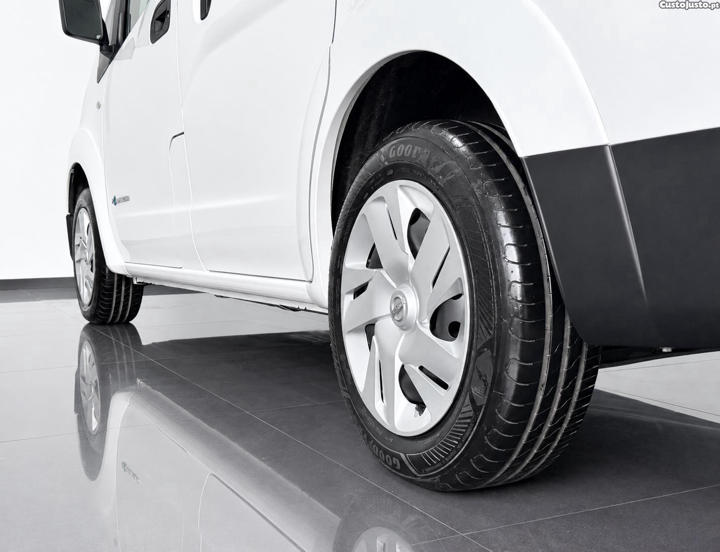 Nissan NV200 COMBI 40 KWH CONFORT 110 CV - NACIONAL - ELETRICO — fotografia 5