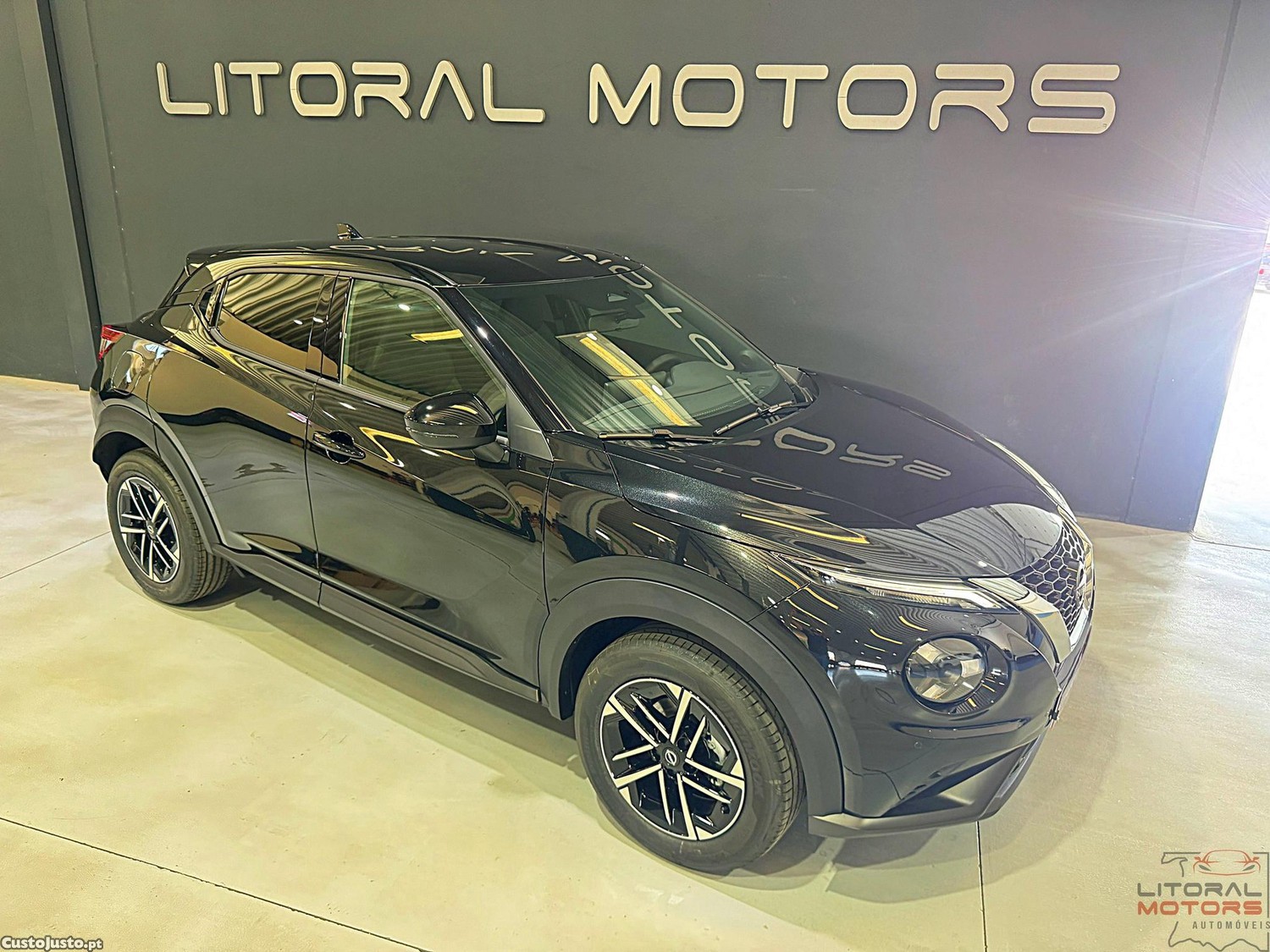 Nissan Juke 1.0 DIG-T N-Connecta NAV. - 26 — photo 2
