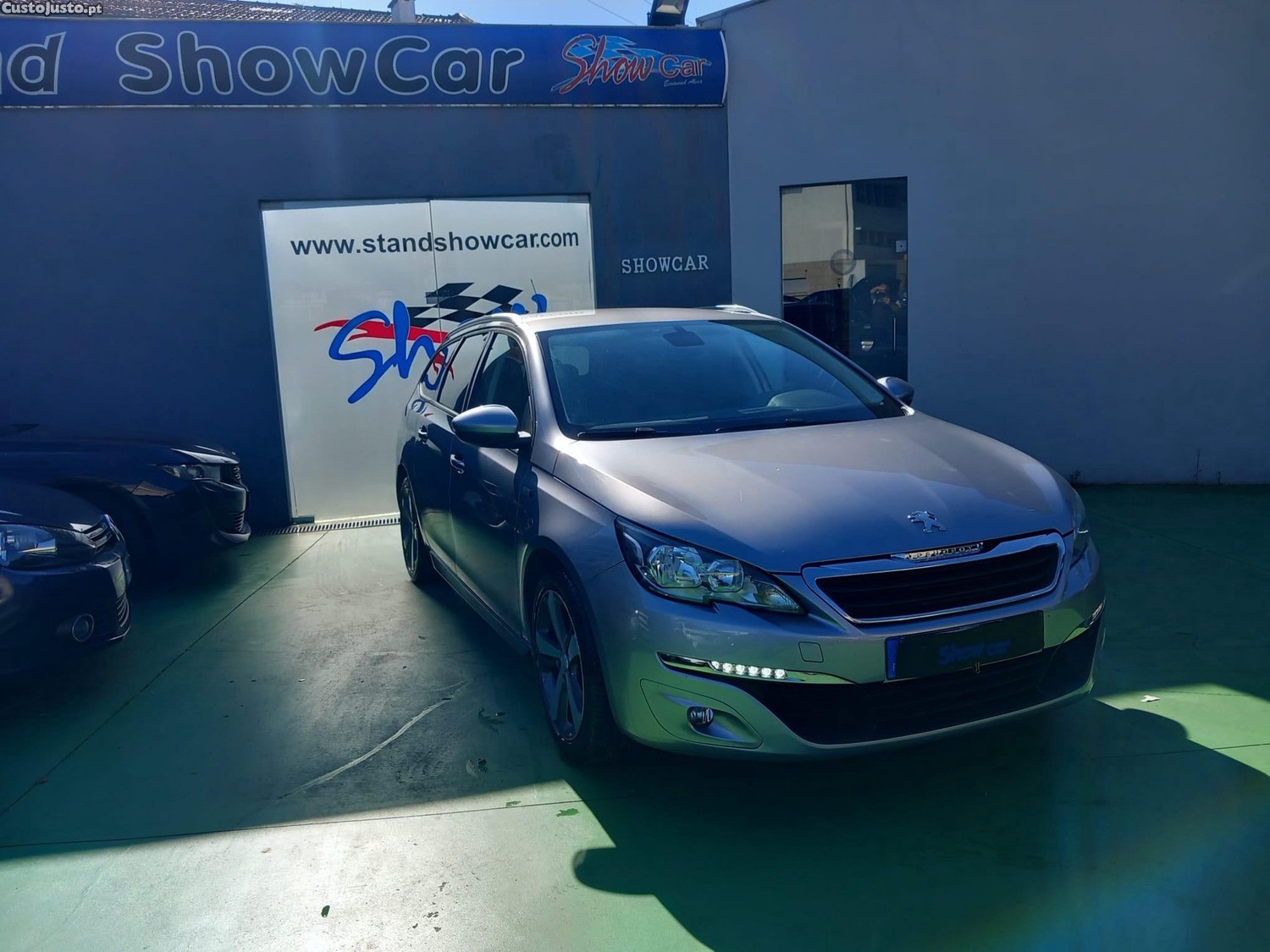 Peugeot 308 SW 1.6 BlueHDi Allure — fotografia 19