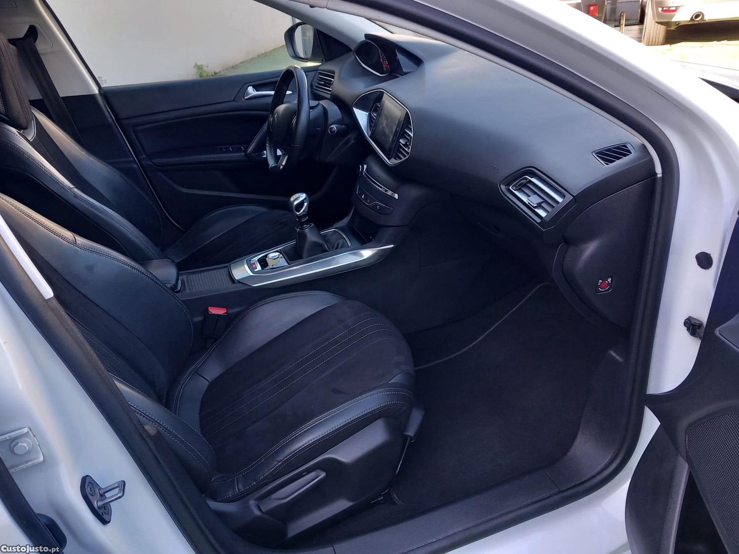 Peugeot 308 SW 2.0 HDi Active — fotografia 17