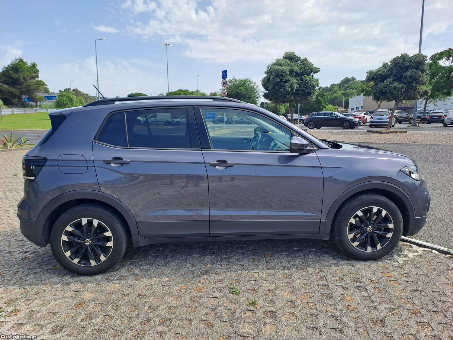 VW T-Cross Life - 23 — photo 4