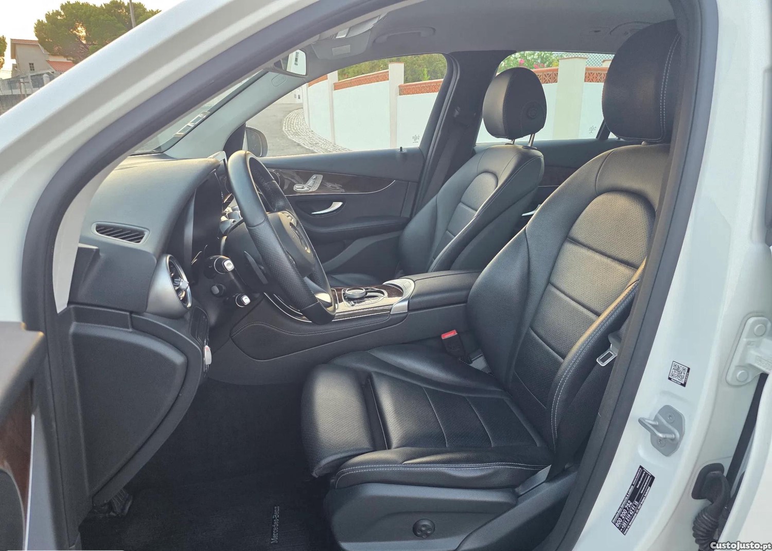 Mercedes-Benz GLC 250 d 4Matic 9G-TRONIC Exclusive — fotografia 3
