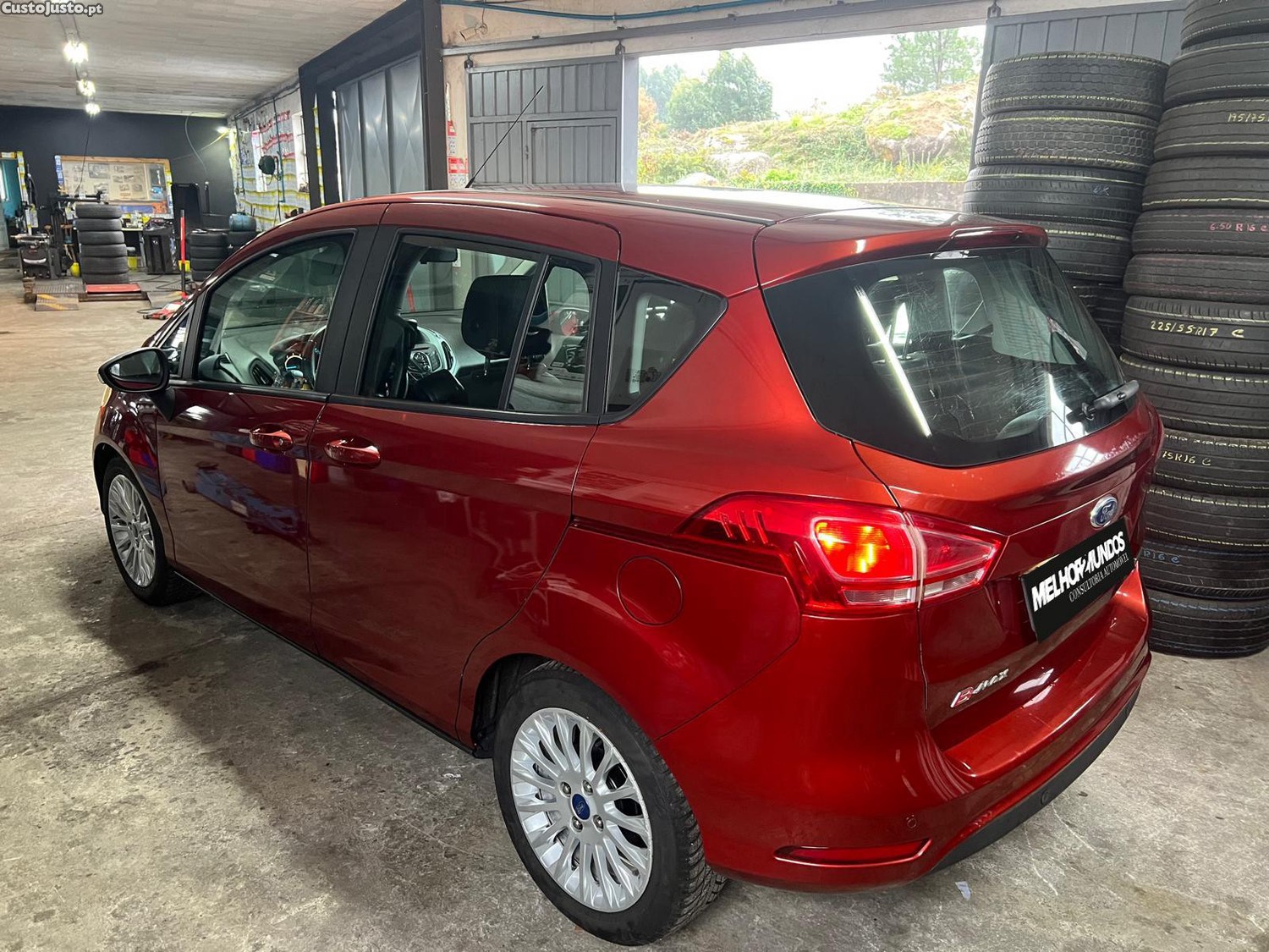 Ford B-Max 1.0 EcoBoost Titanium — fotografia 11