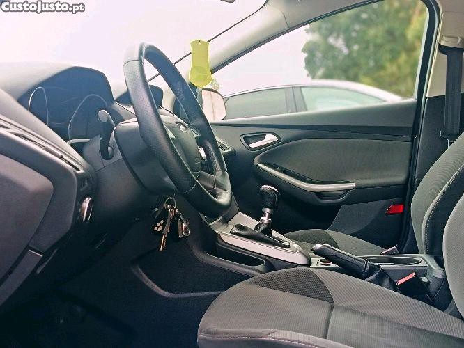Ford Focus 1.6tdci sw titanium inrrepreensivel - 15 foto 5