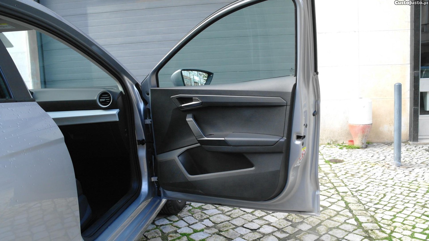 SEAT Ibiza 1.0 TSI Style DSG — fotografia 10