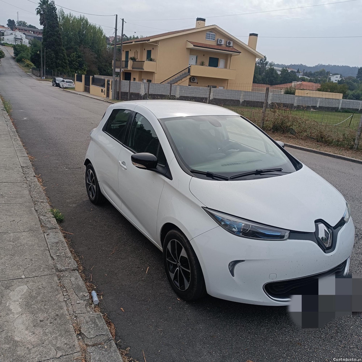 Renault Zoe YFO - 17 — photo 2