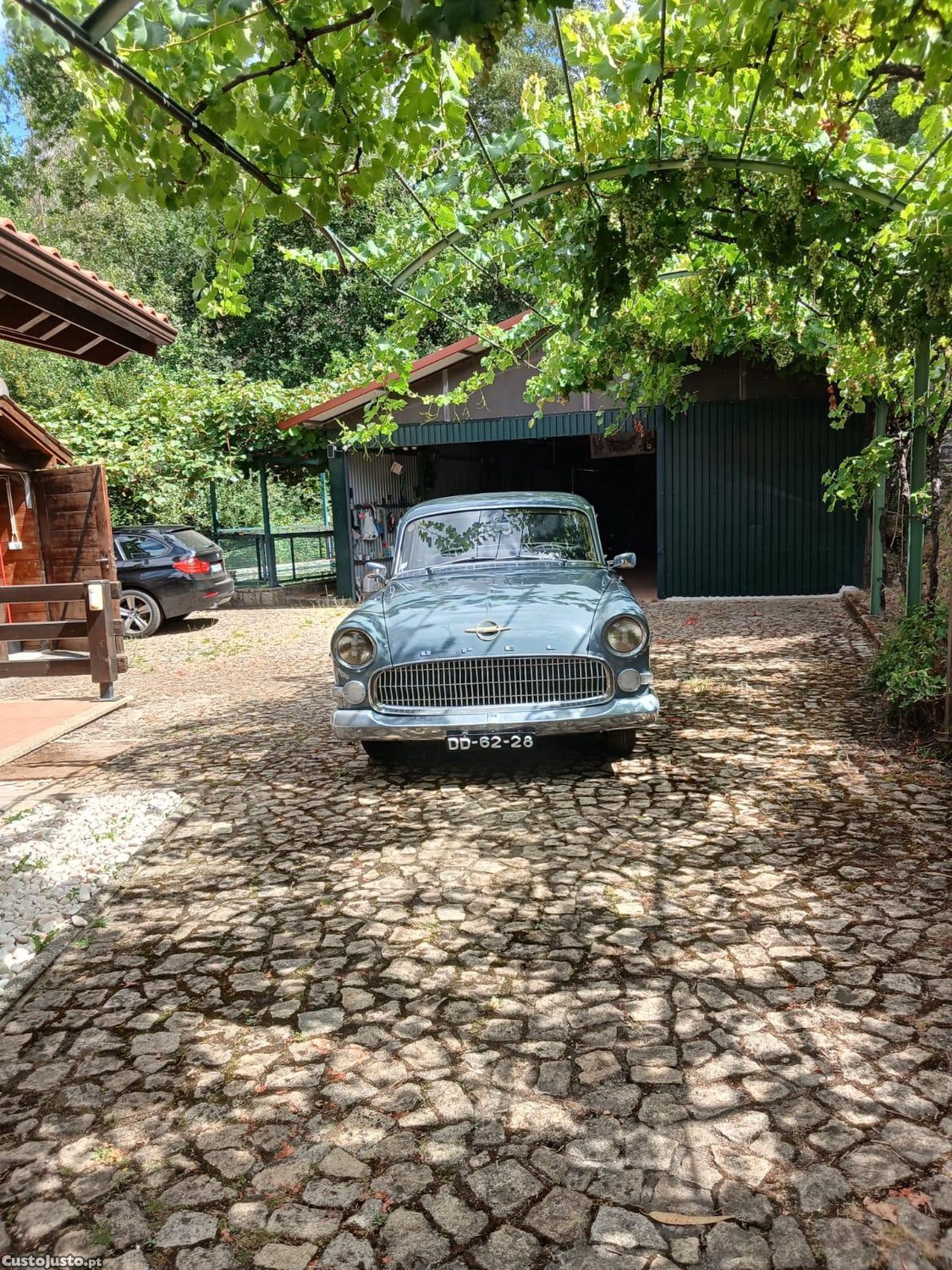 Opel Kapitan Carro