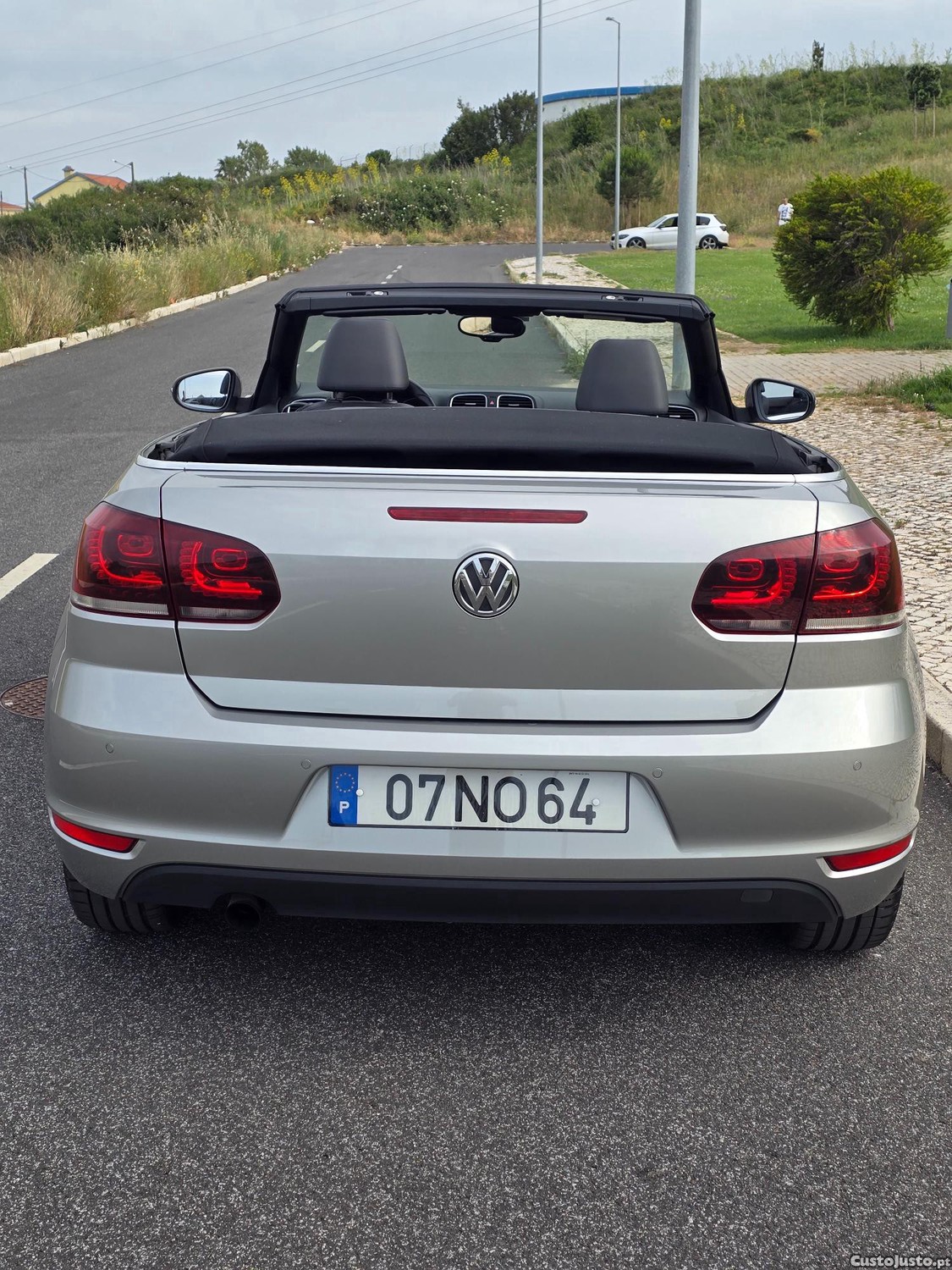 Volkswagen Golf VI Cabriolet 1.6 TDI 105cv — fotografia 6