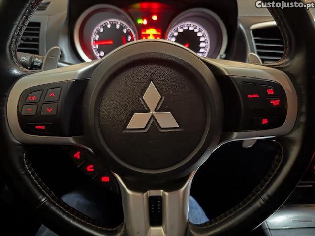 Mitsubishi Lancer Ralliart — fotografia 5