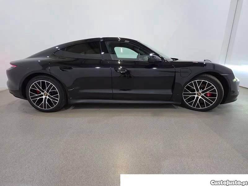 Porsche Taycan 4S - 20 foto 4