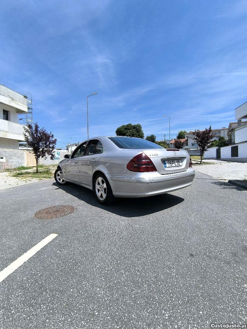 Mercedes-Benz E 220 avangarde — fotografia 5