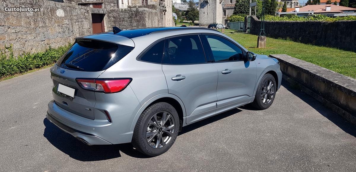 Ford Kuga ST-LINE 2.0 EcoBlue MHEV 150cv Diesel - 20 foto 3