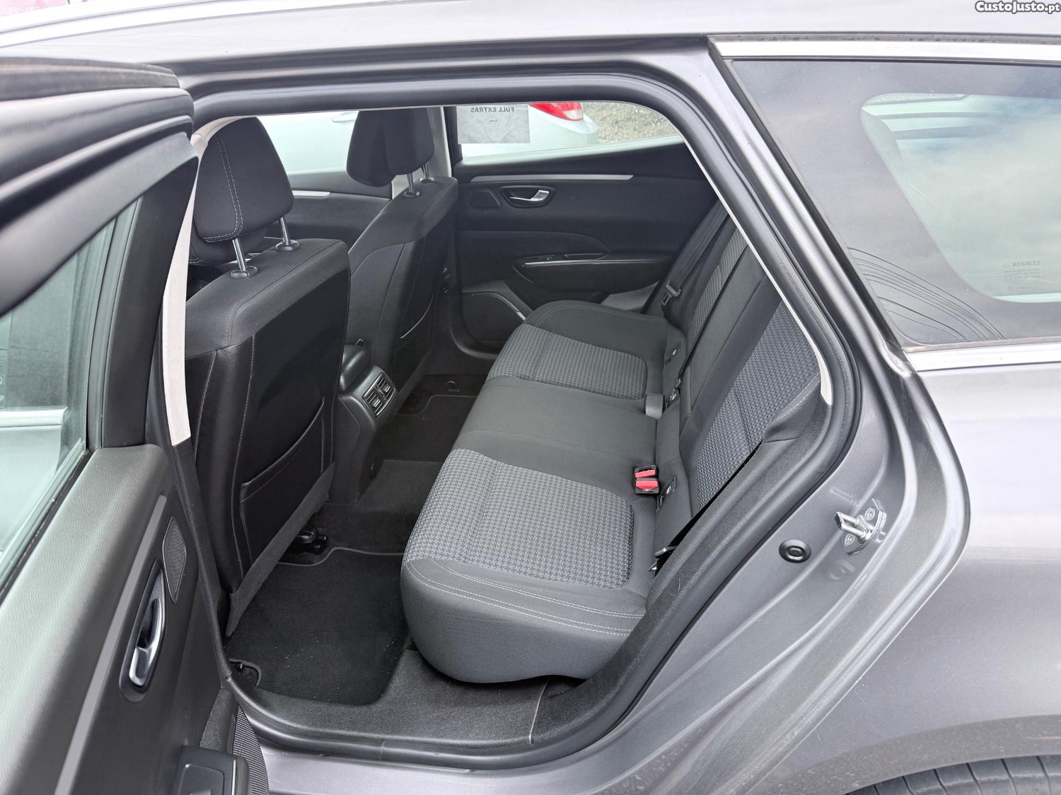 Renault Talisman 1.5 Dci — fotografia 3