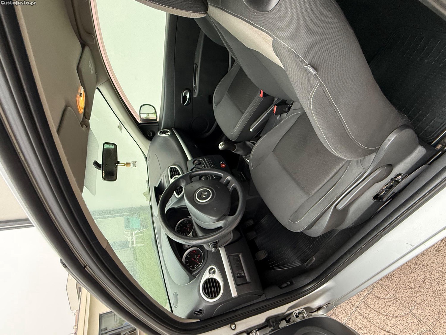 Renault Clio 1.2 — fotografia 2