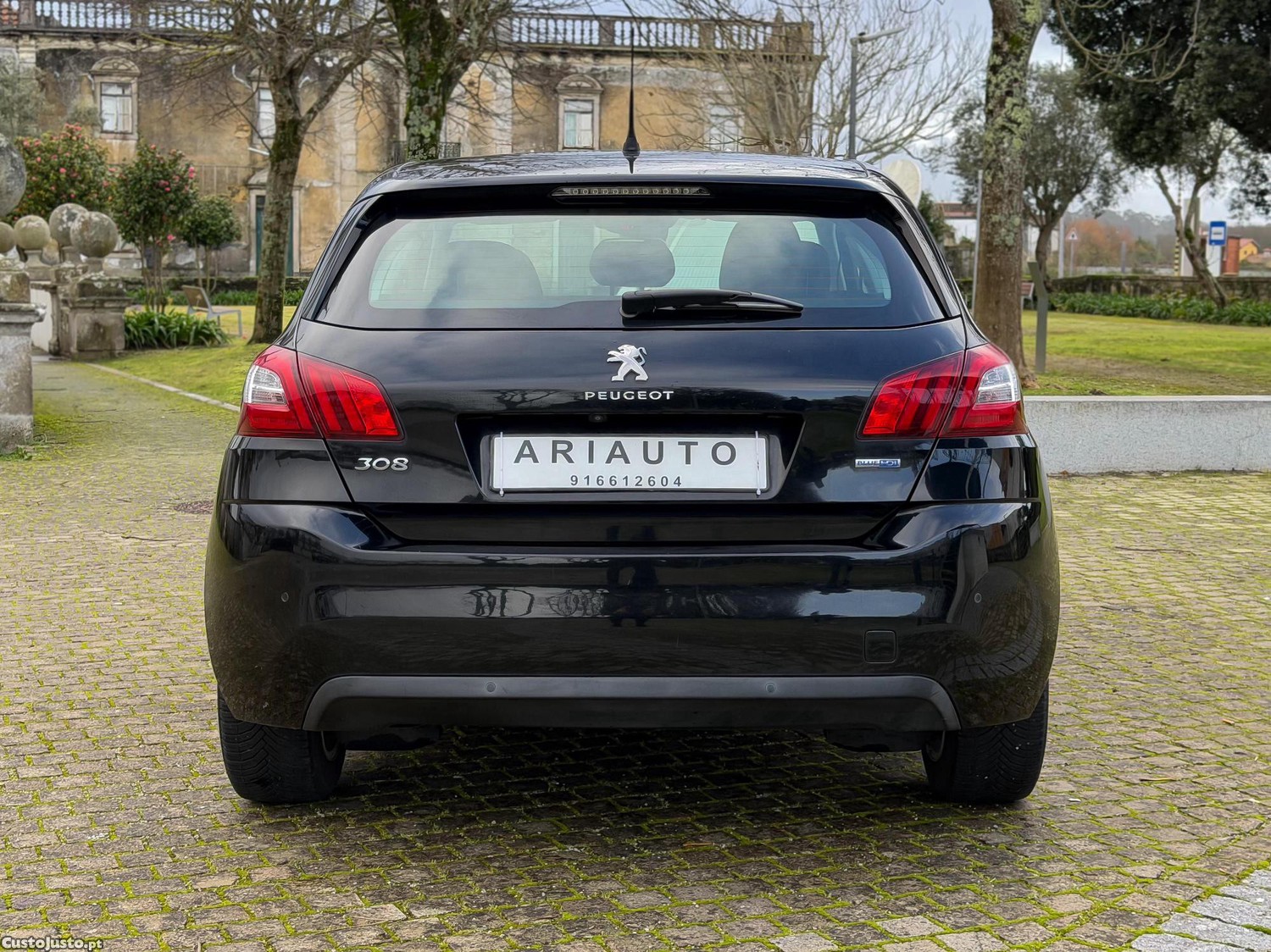 Peugeot 308 1.6 BlueHDi — fotografia 5