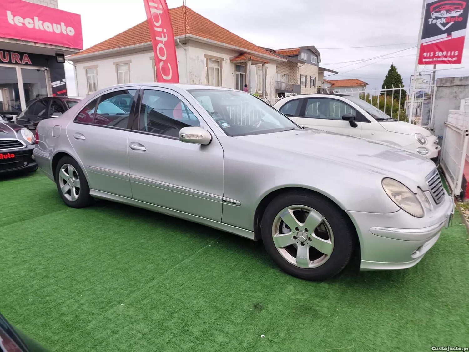 Mercedes-Benz E 220 CDi Avantgard — fotografia 15