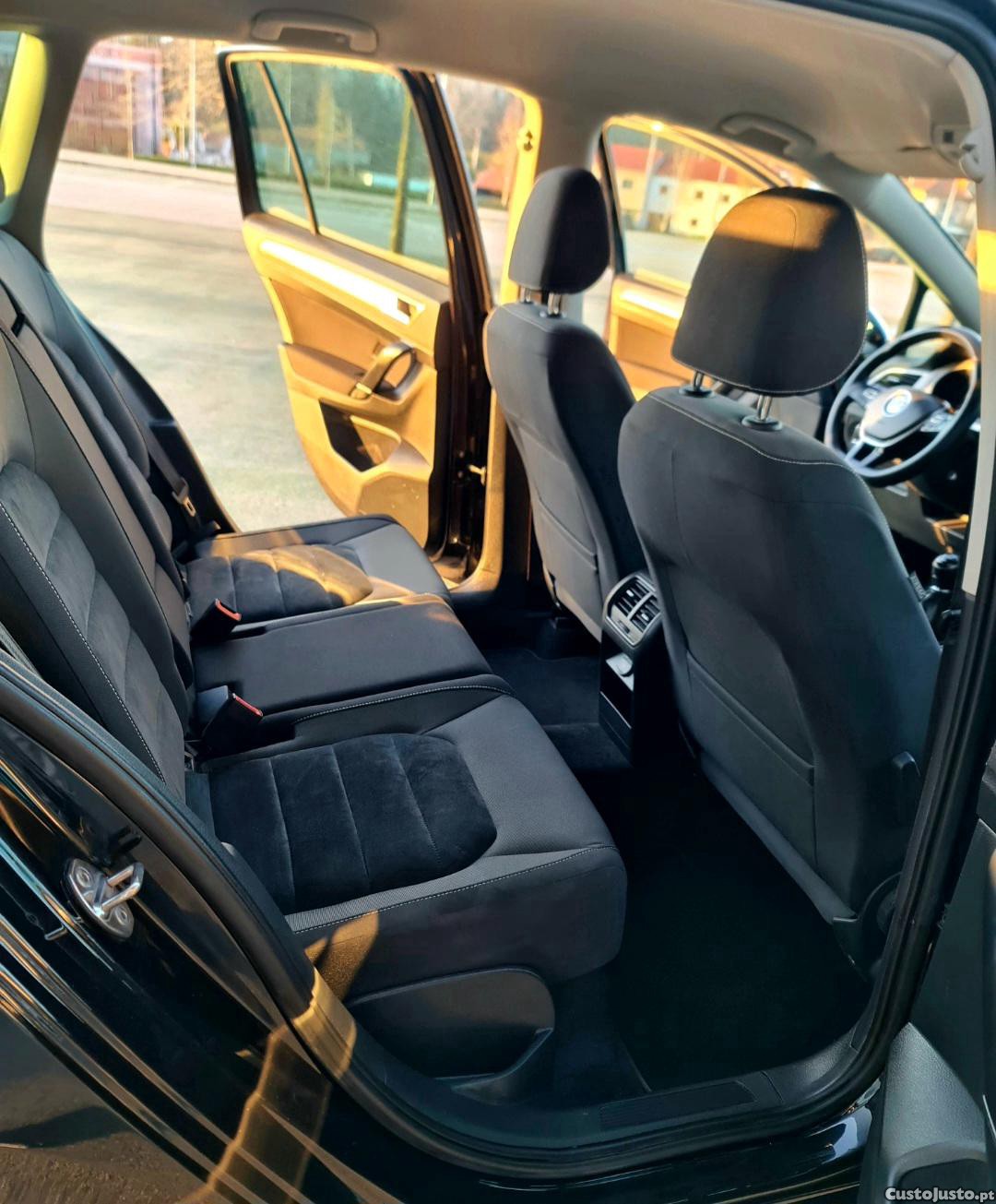 VW Golf Vll Sportsvans - 17 foto 2