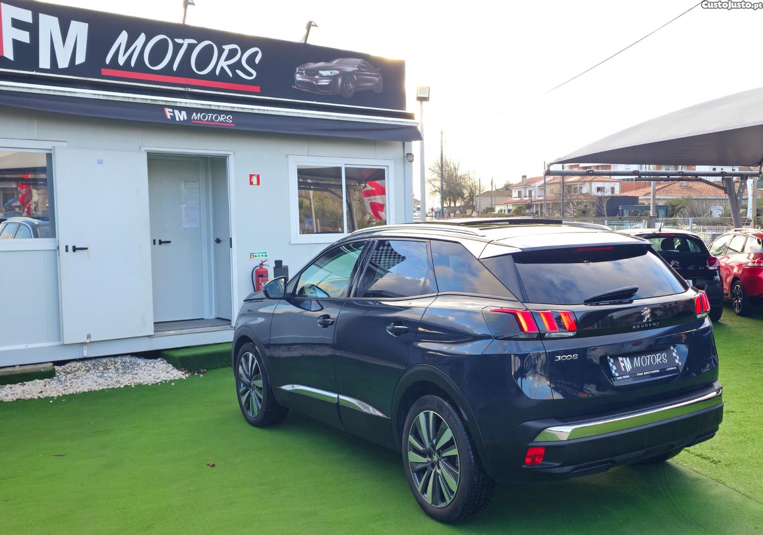 Peugeot 3008 1.5 BlueHDi Allure EAT8 130cv - 19 foto 3
