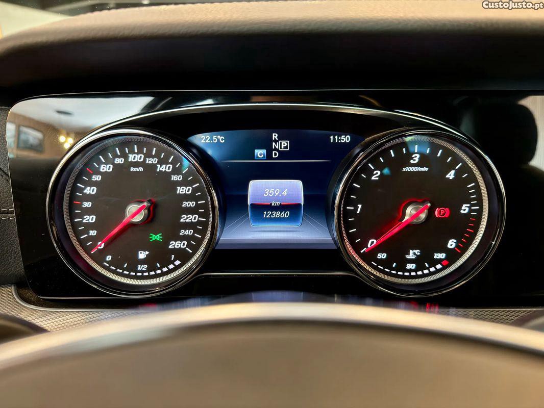 Mercedes-Benz E 220 d AMG Line — fotografia 9