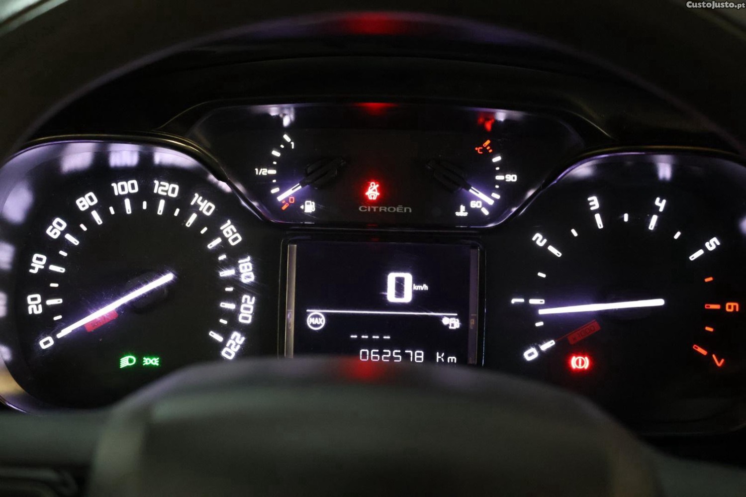 Citroën C1 1.2 PureTech C-Series — photo 2