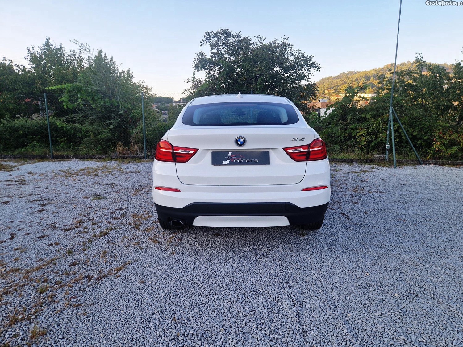 BMW X4 20 d xDrive Auto Nacional - 16 foto 3