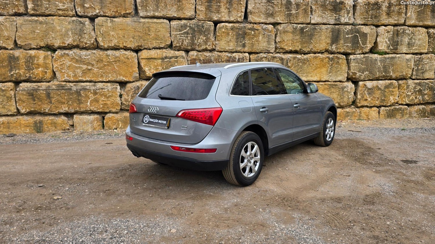 Audi Q5 2.0 TDi quattro - 11 — photo 2