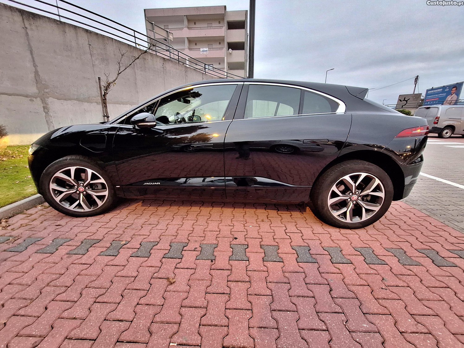 Jaguar I-Pace EV400 - 19 — photo 5