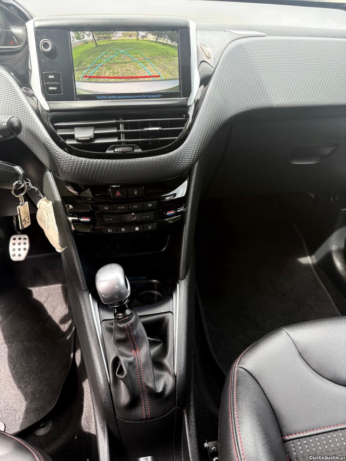 Peugeot 208 GT linediesel — fotografia 4