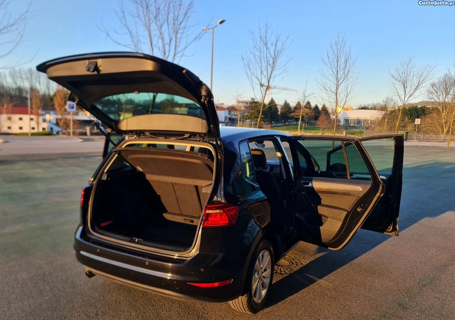 VW Golf Vll Sportsvans - 17 foto 5
