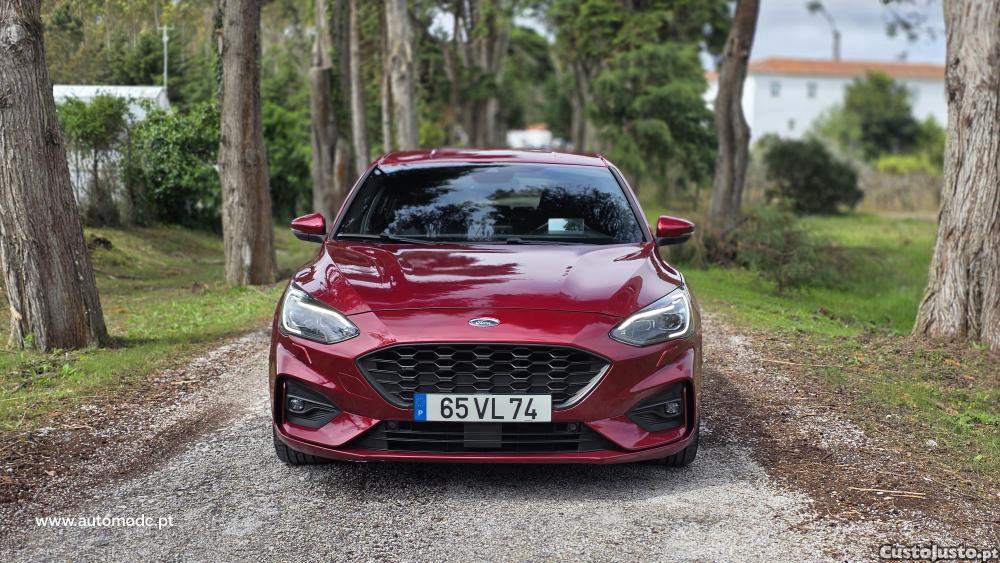 Ford Focus 1.5 TDCi ECOBlue ST- — photo 3