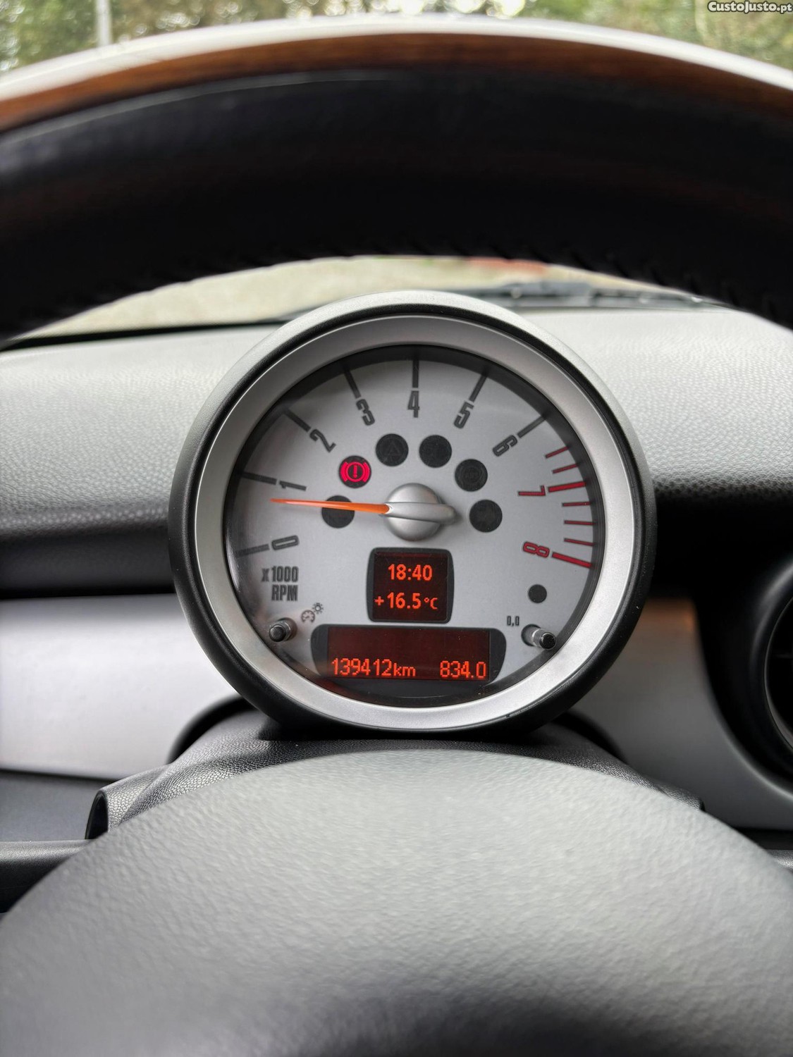 MINI Clubman 1.4 gasolina 95cv — fotografia 5