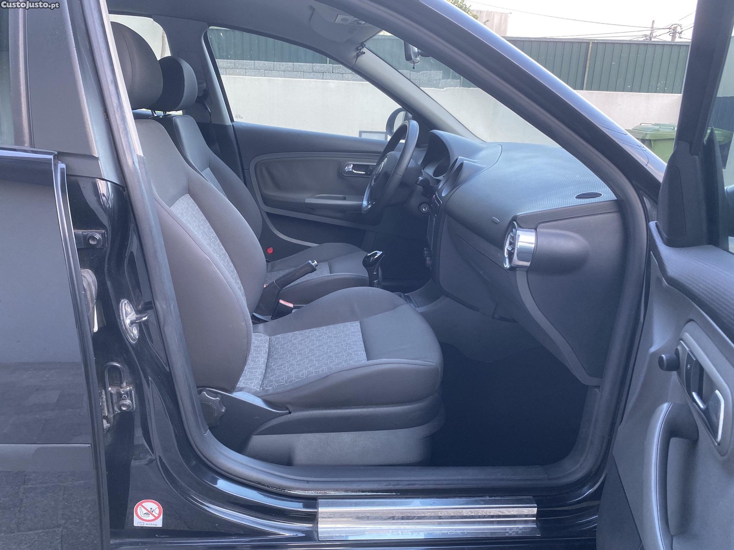 SEAT Ibiza 1.2 — fotografia 4