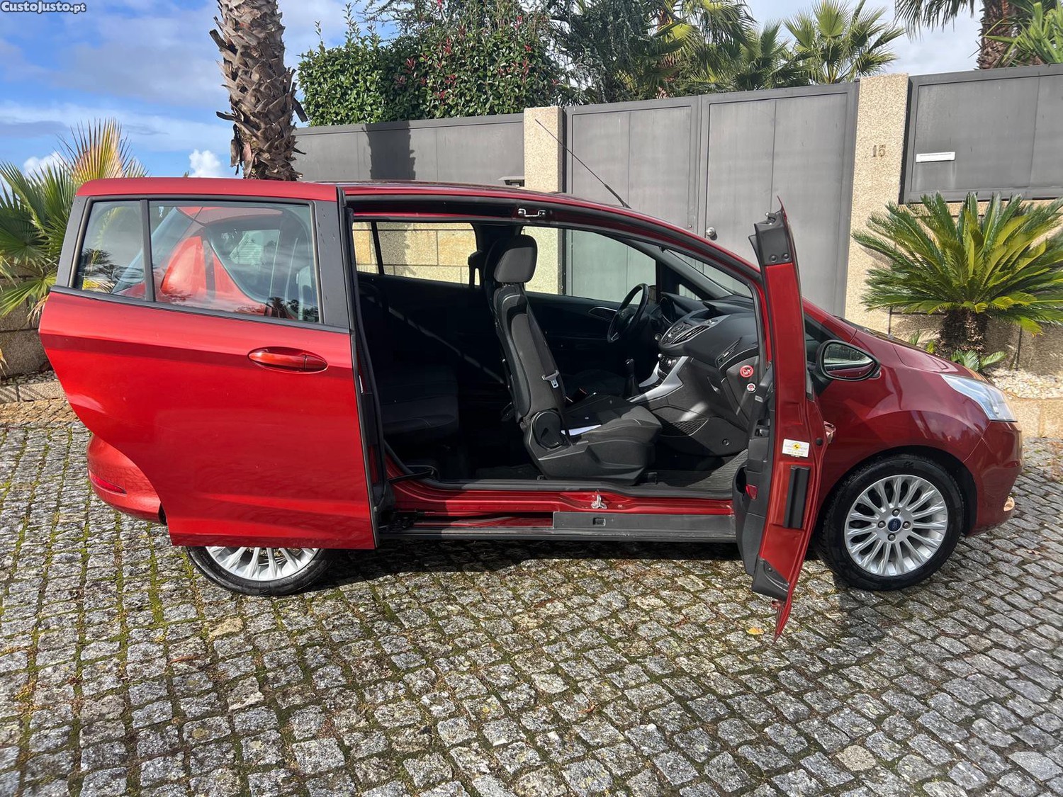 Ford B-Max 1.0 EcoBoost Titanium — fotografia 6