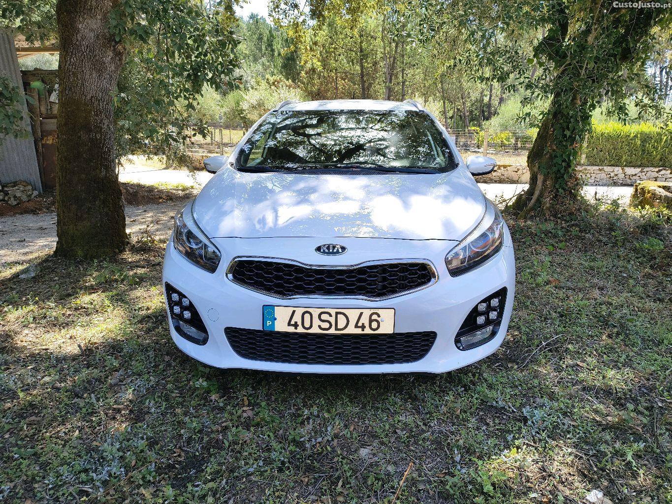 Kia Ceed 1.6crdi 136cv GTline - 16 foto 2
