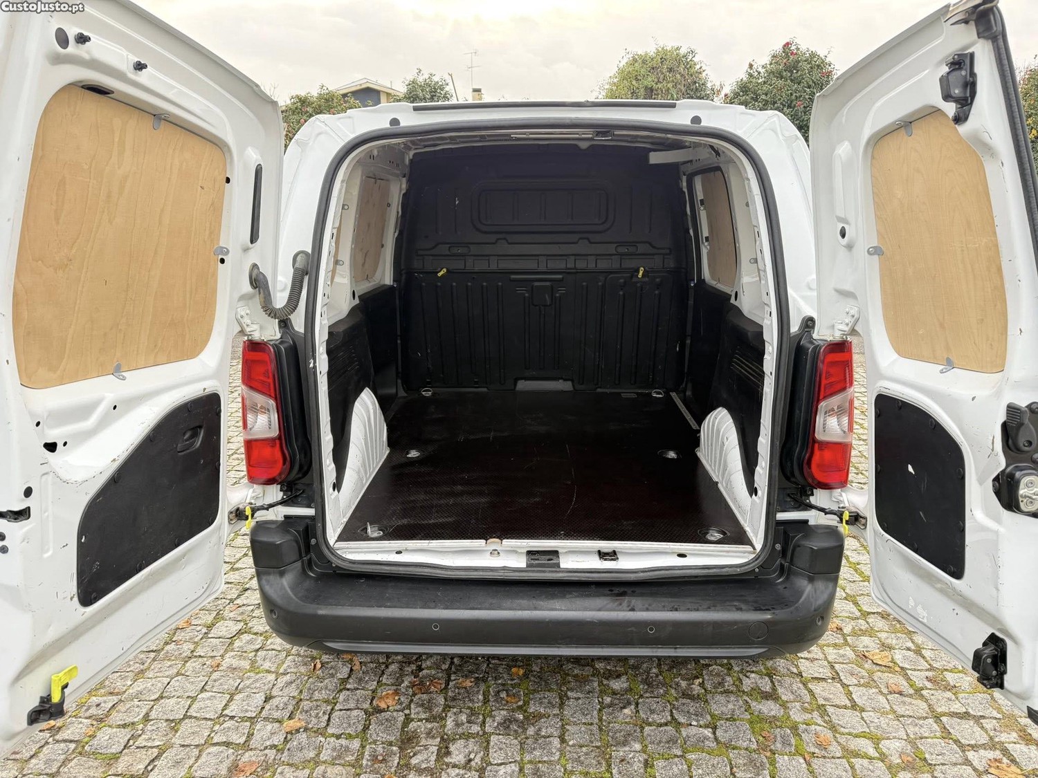 Citroën Berlingo 1.5 Blue-HDI Driver M 3 Lugares 102cv — fotografia 7