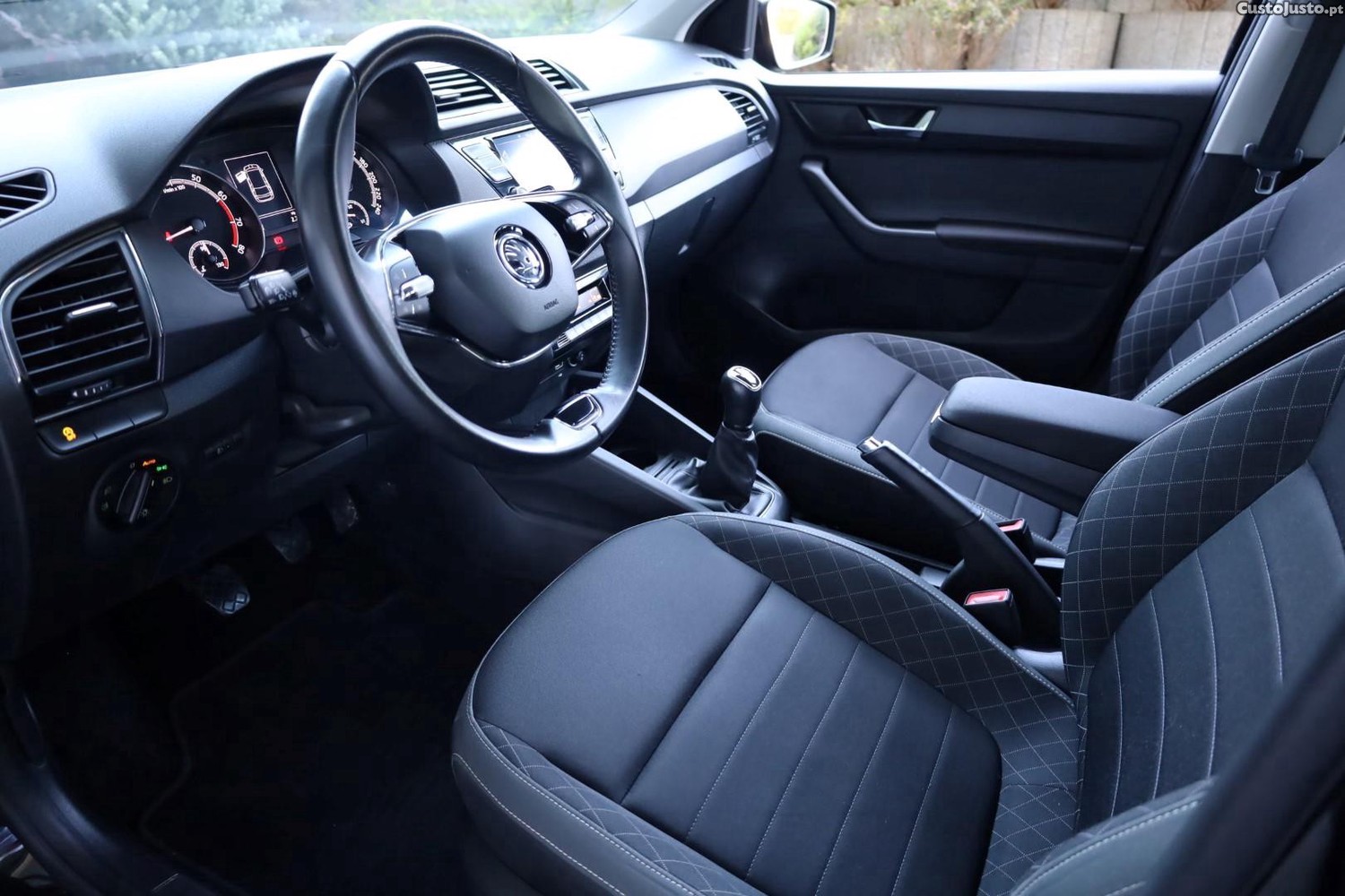 Skoda Fabia Break 1.0 TSI Ambition — fotografia 5