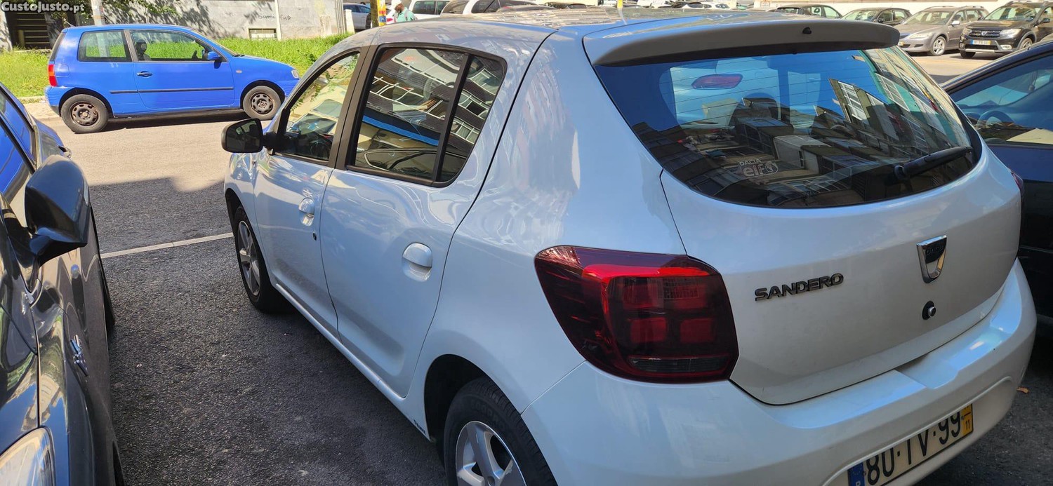 Dacia Sandero 1.5 DCI - 17 foto 4
