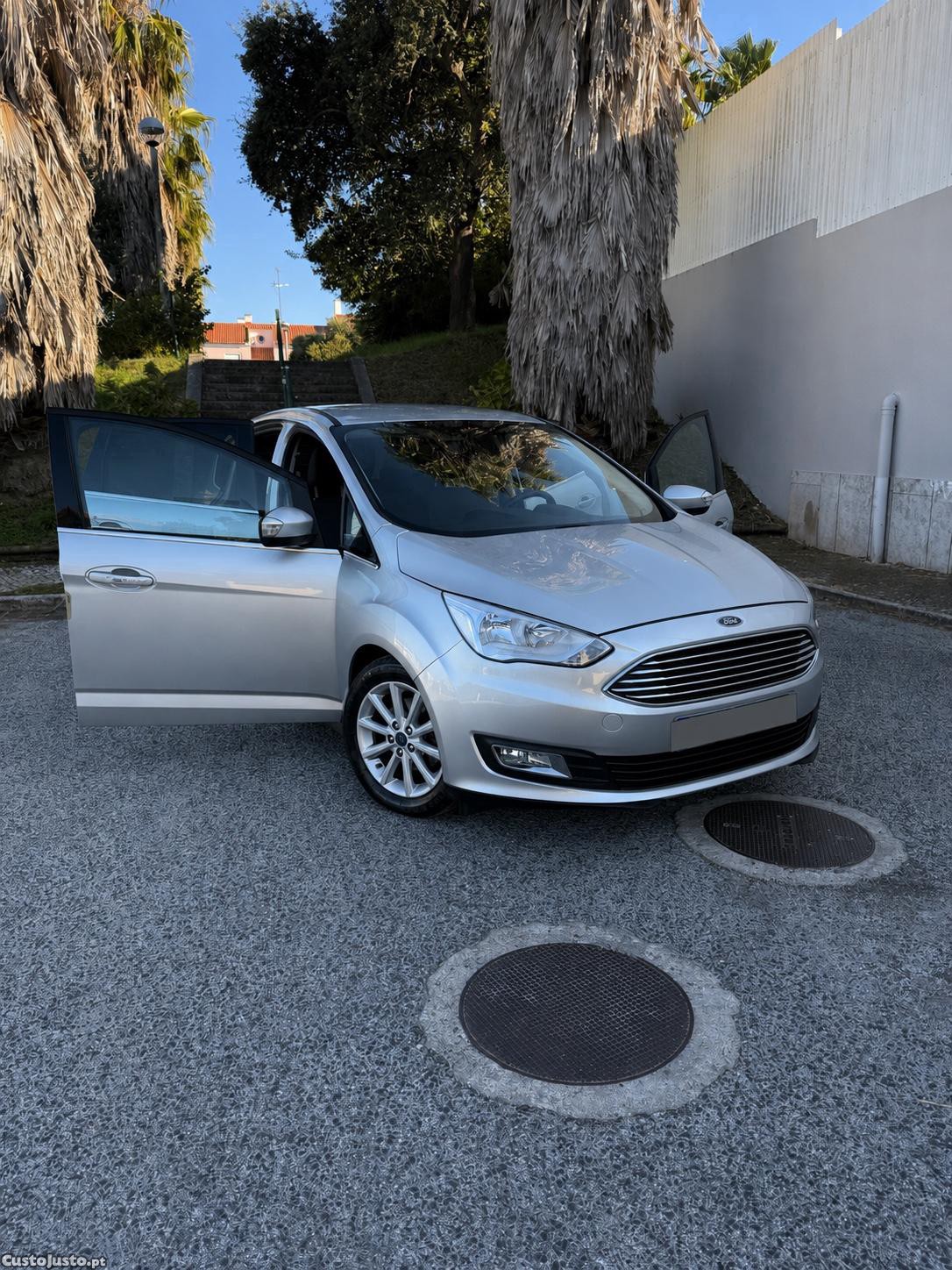 Ford C-Max . — photo 2