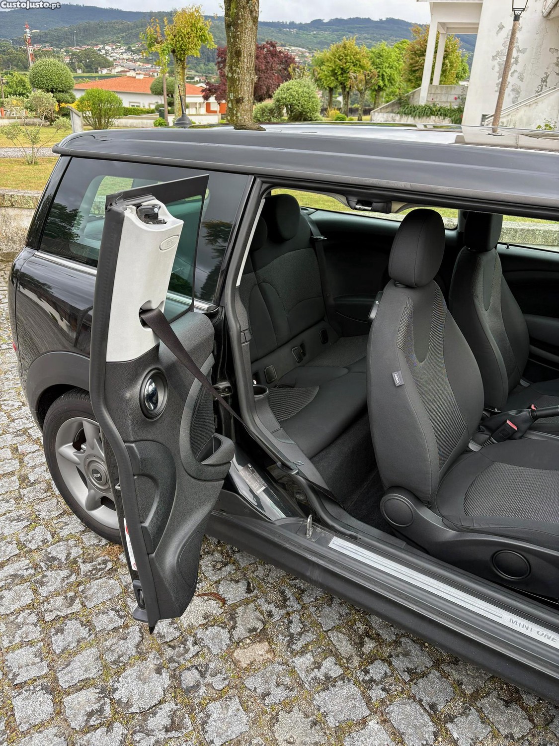 MINI Clubman 1.4 gasolina 95cv — fotografia 12
