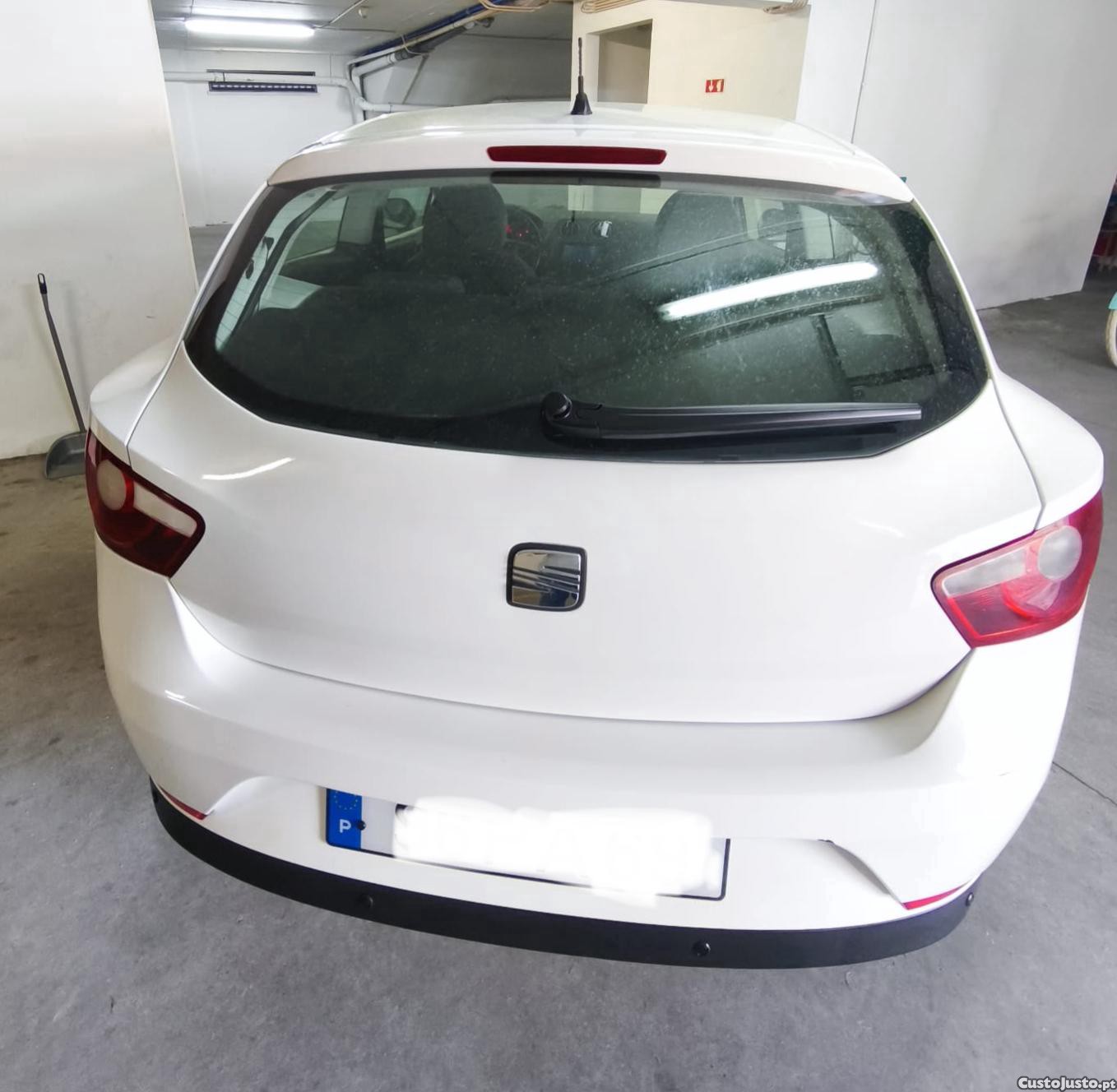 SEAT Ibiza 1.2Tdi — fotografia 2
