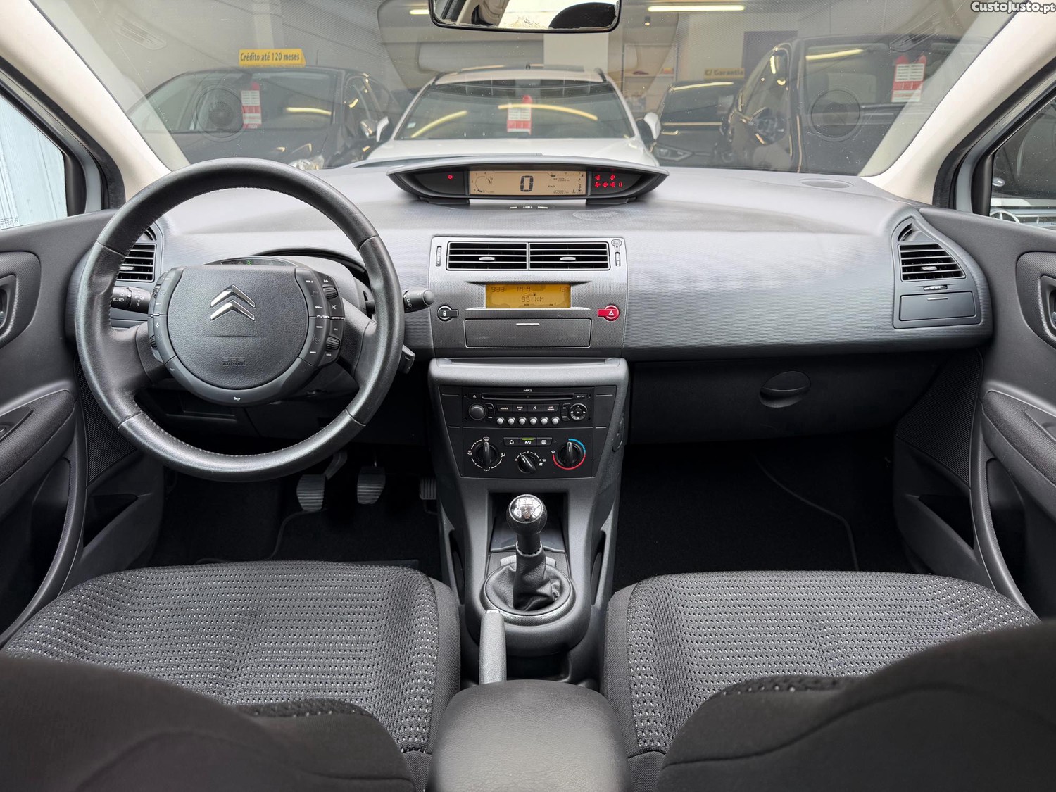 Citroën C4 1.6 HDi SX 110cv-UM PROPRIETÁRIO! Muito bem estimado! — fotografia 11