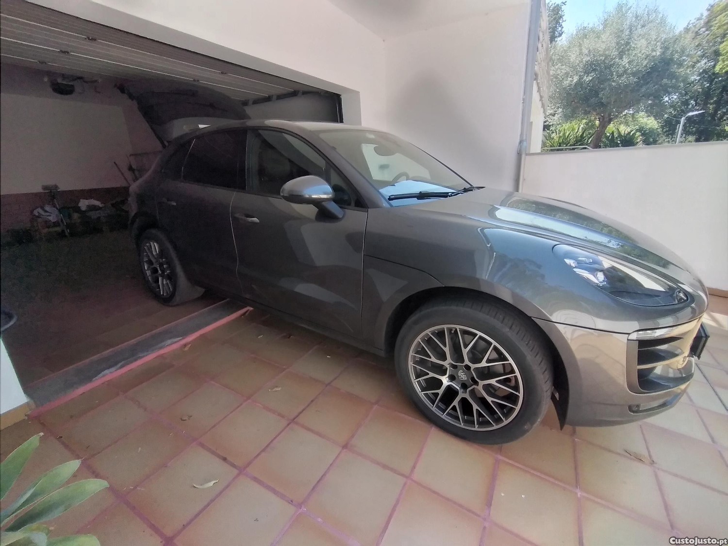 Porsche Macan Full Extras - 18 foto 2