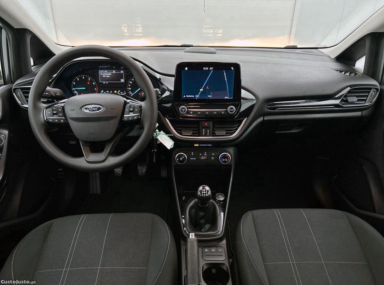 Ford Fiesta 1.1 Cool & Connect 85cv — fotografia 4