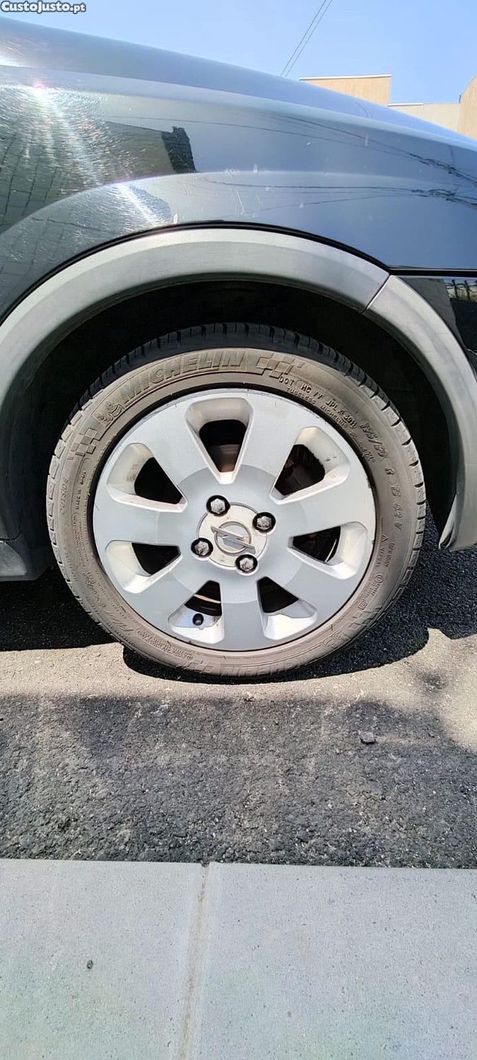 Opel Corsa Ecotec — fotografia 4