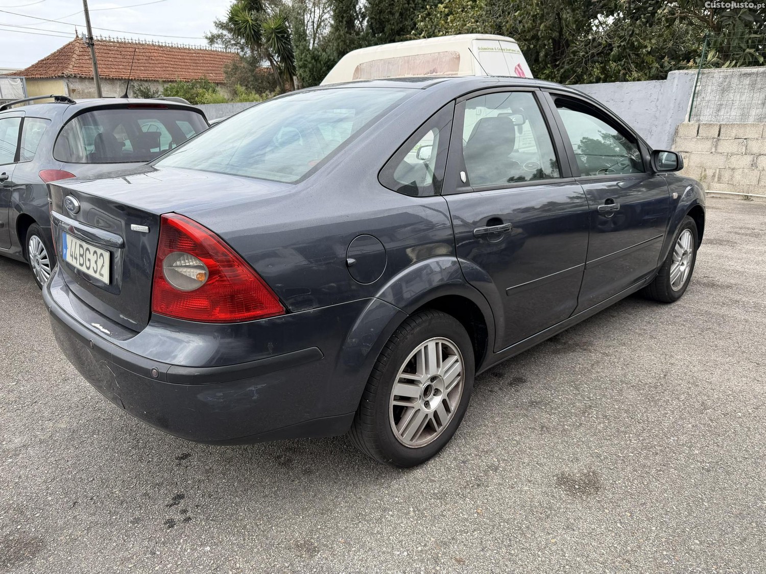 Ford Focus Ghia - 06 foto 3
